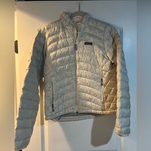 Patagonia cropped down coat